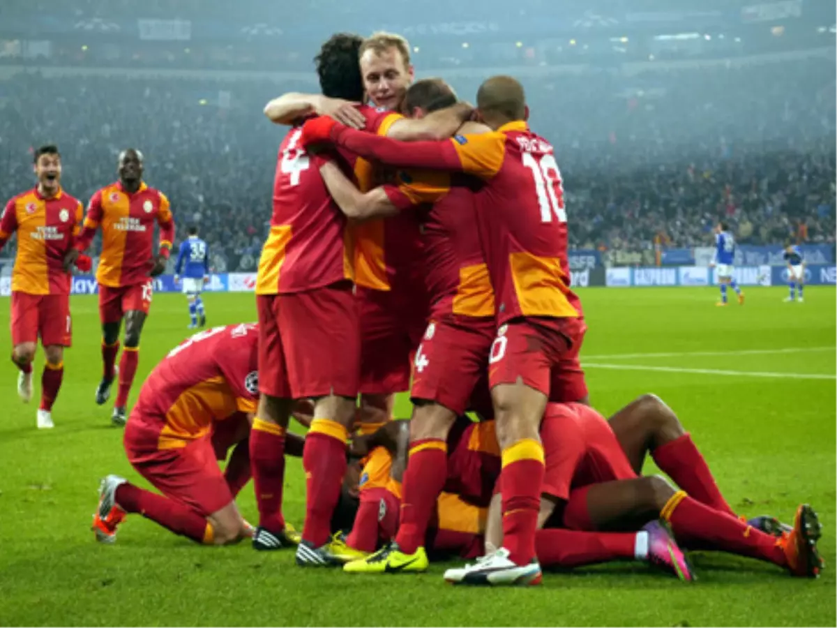 Arap Spiker Galatasaray'la Coştu