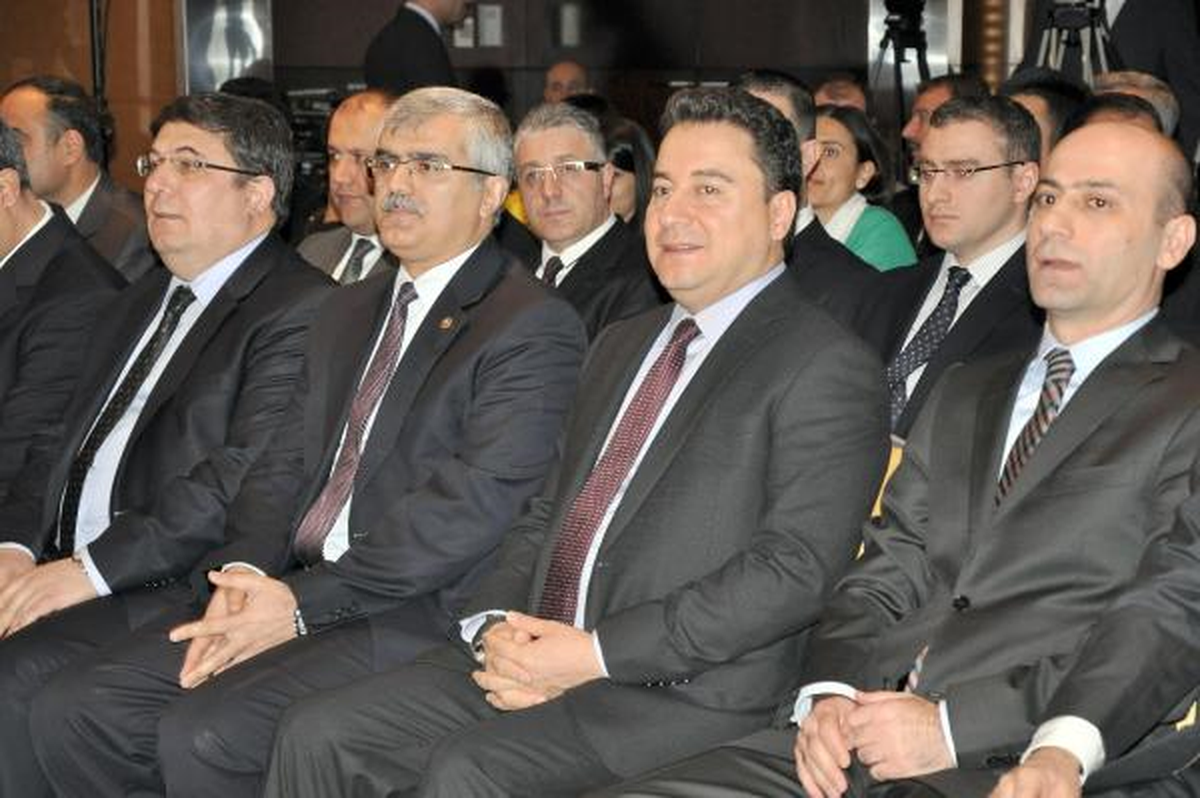 Babacan: Doğal Afetlerin 2012\'de Dünyara Yarattığı Zarar 170 Milyar Dolar