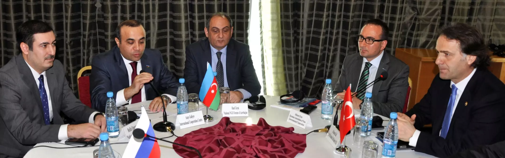 Bakü\'de Sivil Toplum İşbirliği Forumu