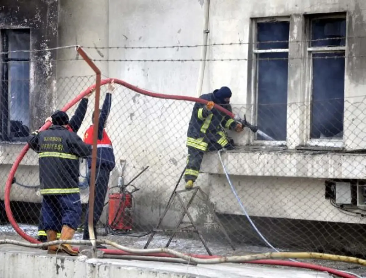 Buğday Deposunda Korkutan Yangın