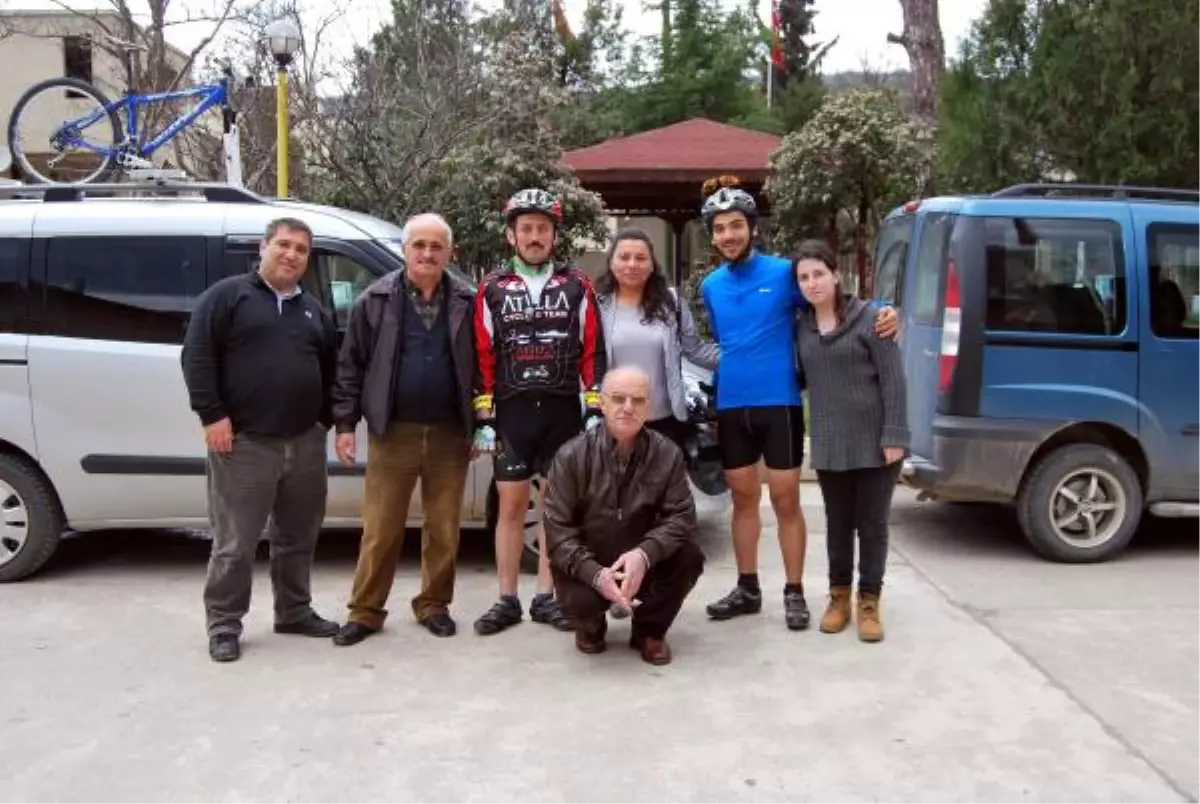 Çanakkale\'ye Bisikletle Vefa Turu