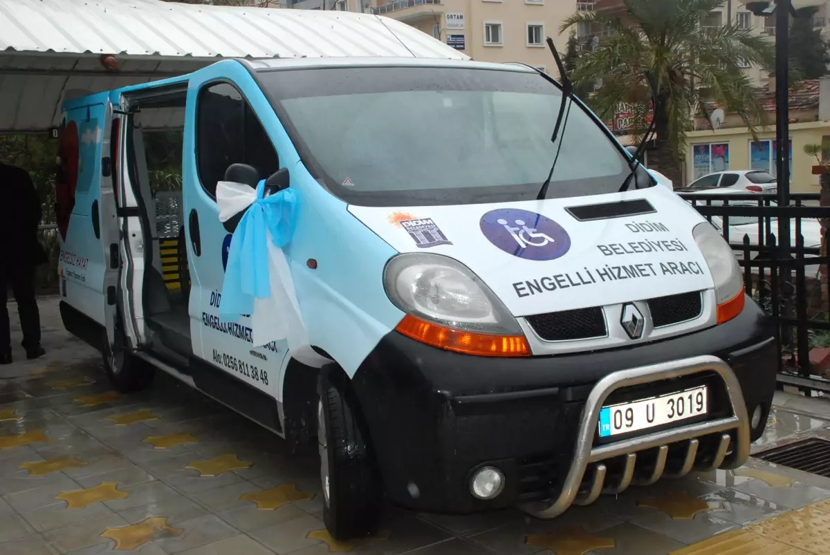 Didim Belediyesi'nden Engellilere Hizmet Aracı