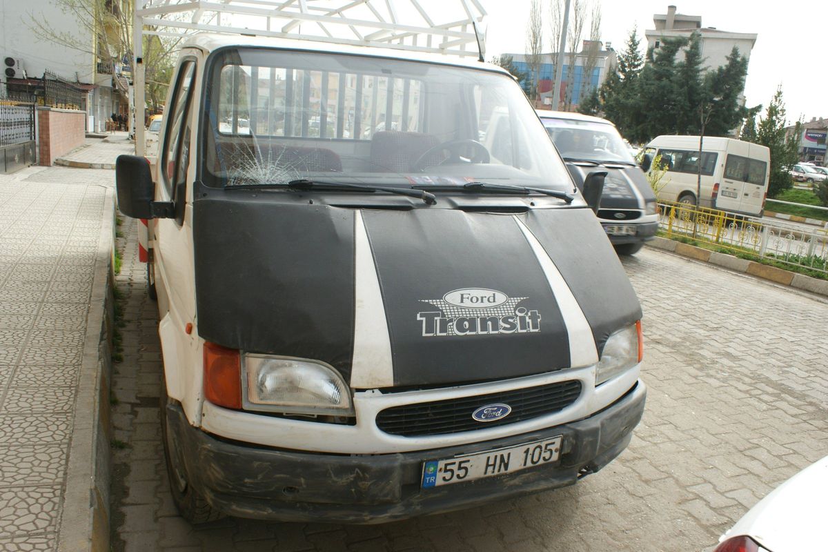 Faili Meçhule Far Işık Tuttu