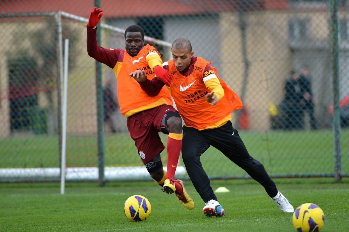 Galatasaray\'da Kayserispor Maçı Hazırlıkları Sürüyor
