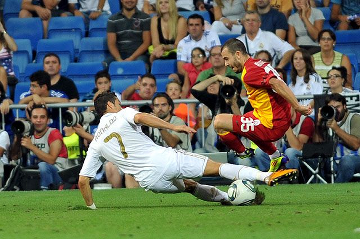 Galatasaray, Şampiyonlar Ligi Çeyrek Finalinde İspanya Temsilcisi Real Madrid ile Eşleşti.