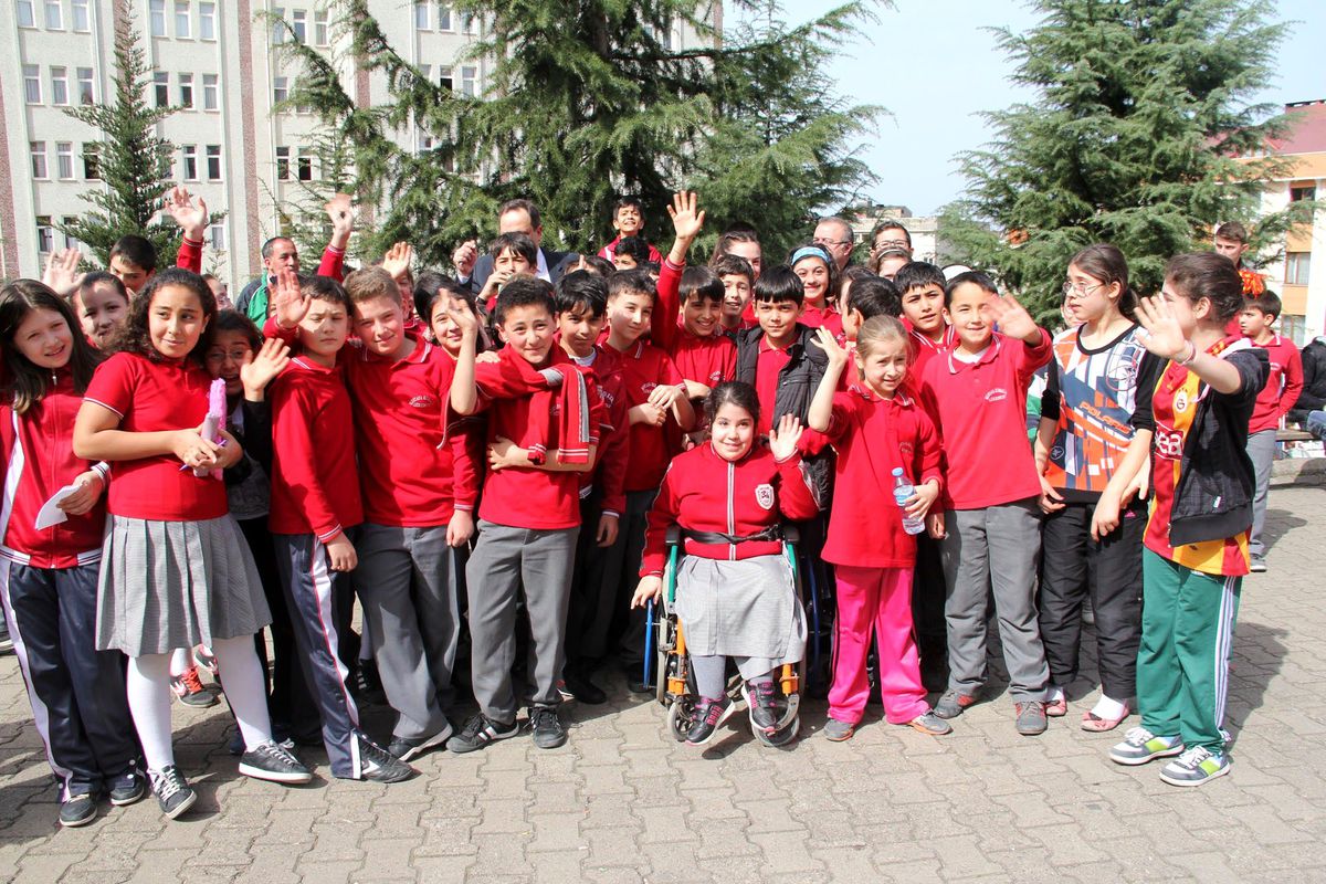 Giresun Belediyesi\'nden "Okullar Hayat Olsun" Projesi\'ne Destek