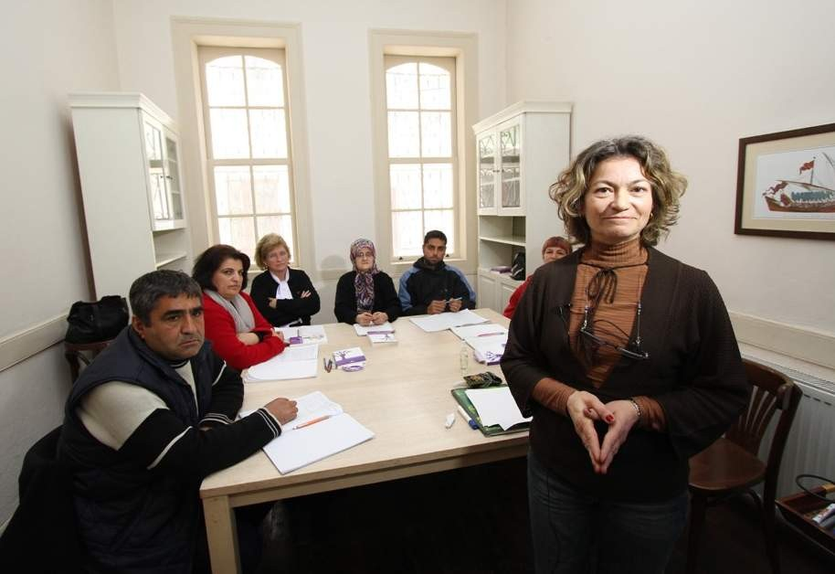 Hasta, Yaşlı Bakım ve Refakat Kursu Veriliyor