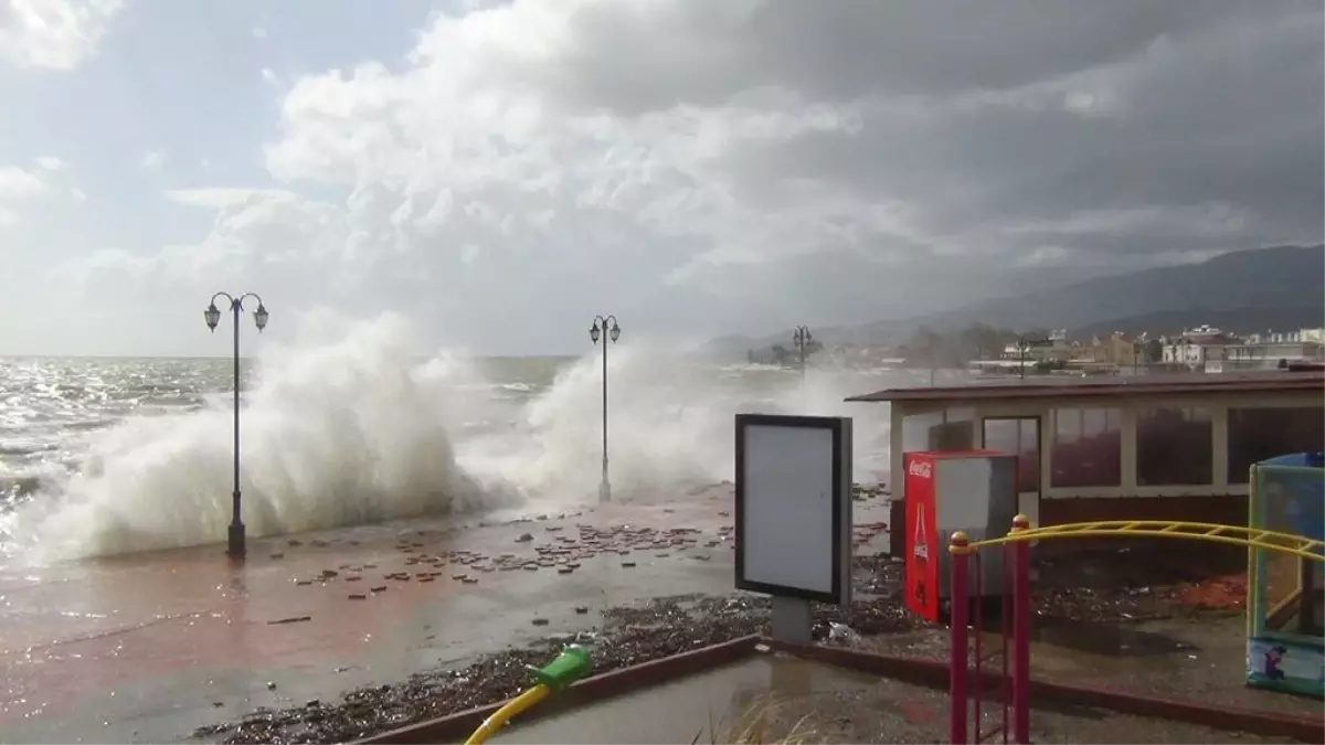 İç ve Batı Bölgelerde Kuvvetli Fırtına Bekleniyor