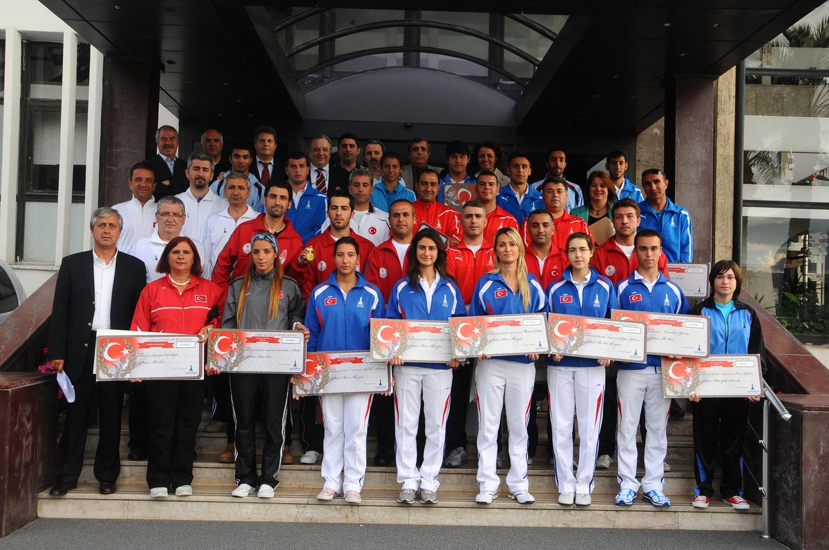 İzmir Büyükşehir Türkiye İkincisi Oldu