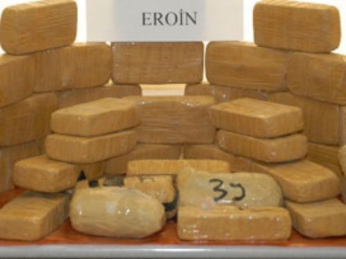 Kayseri\'de 18 Kilo Eroin, 30 Kilo Esrar Ele Geçirildi