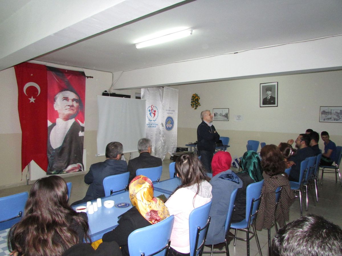 Kilis\'te Liderlik Semineri