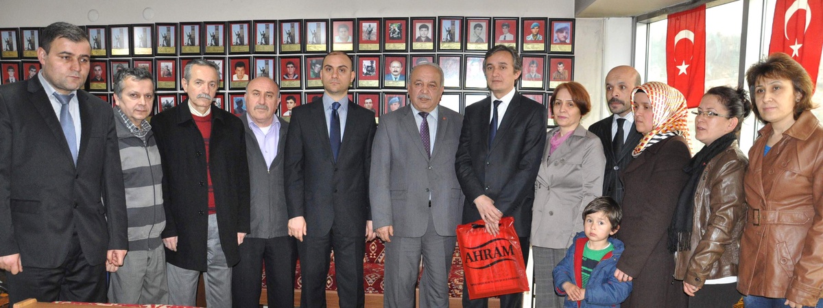 MHP Heyetinden Şehit Ailelerine Ziyaret