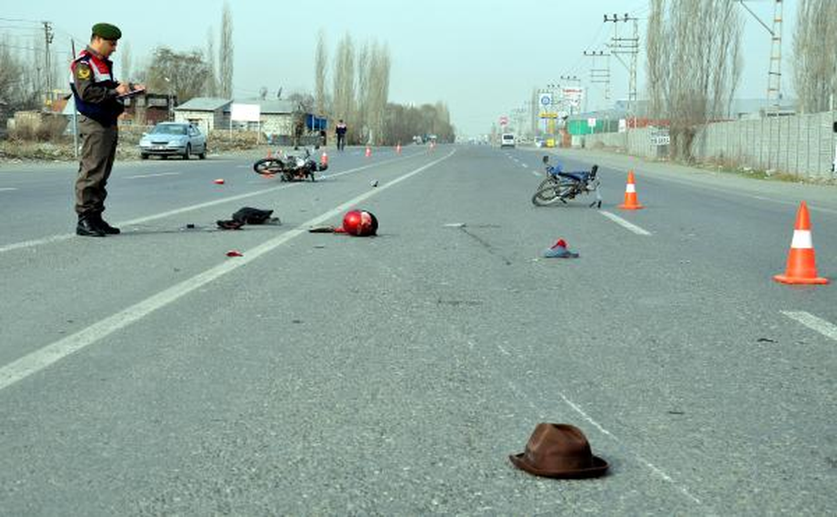 Motosikletin Çarptığı Bisikletin Sürücüsü Öldü