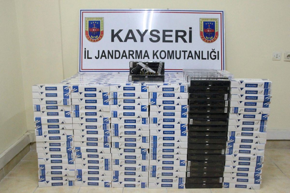 Pınarbaşı\'nda Kaçak Sigara Operasyonu