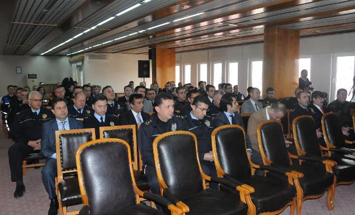 Polislere Çanakkale Savaşları Konferansı