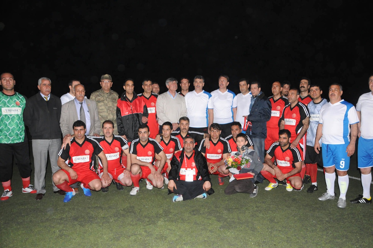 Şanlıurfa\'da 35 Yaş Üstü Futbol Ligi Başladı