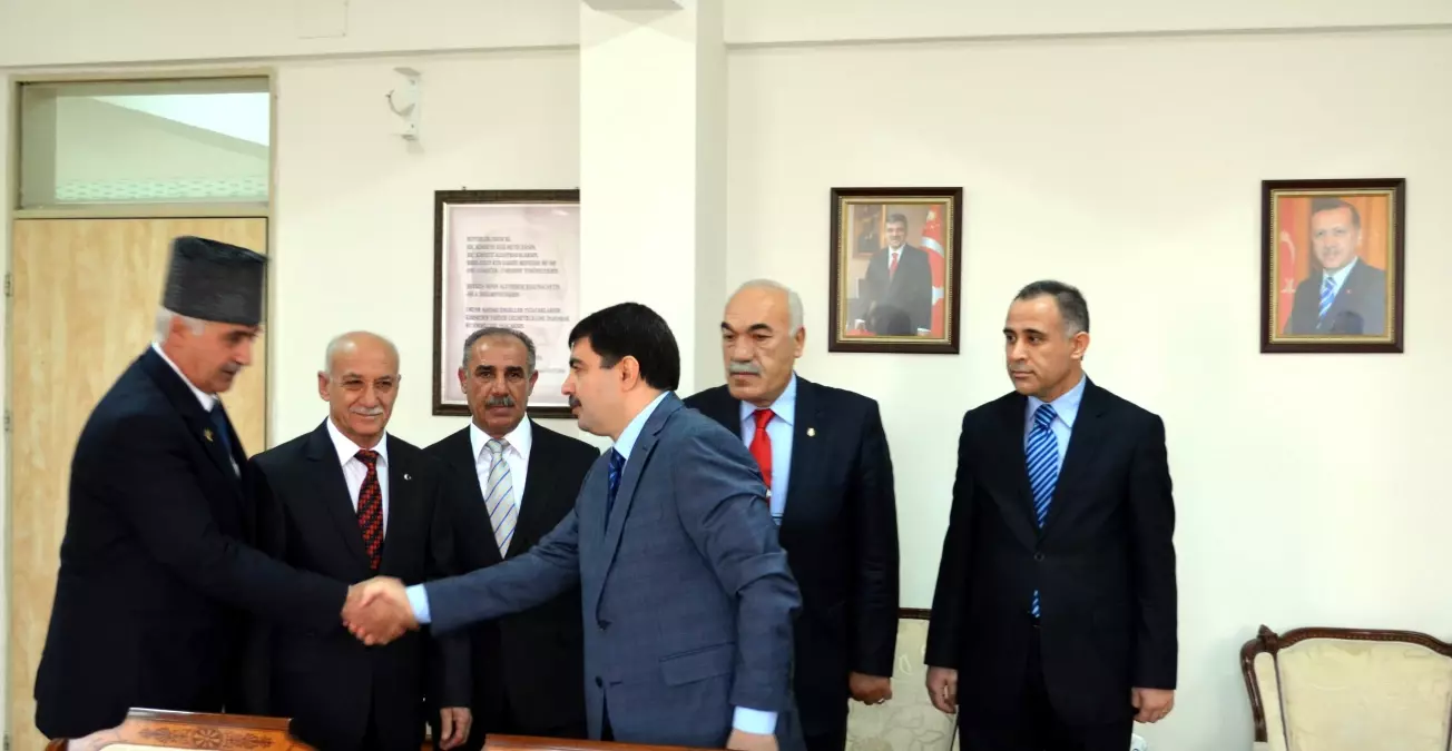 Şehit ve Gazi Derneklerinden Vali Şahin'e Ziyaret