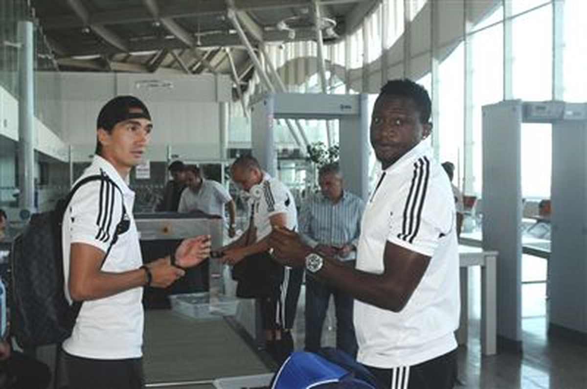 Sivasspor Kafilesi Manisa\'ya Gitti