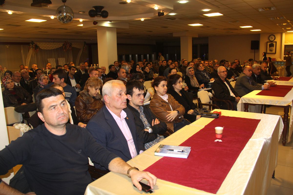 Sosyal Medya Uzmanı Siyaset Akademisinde