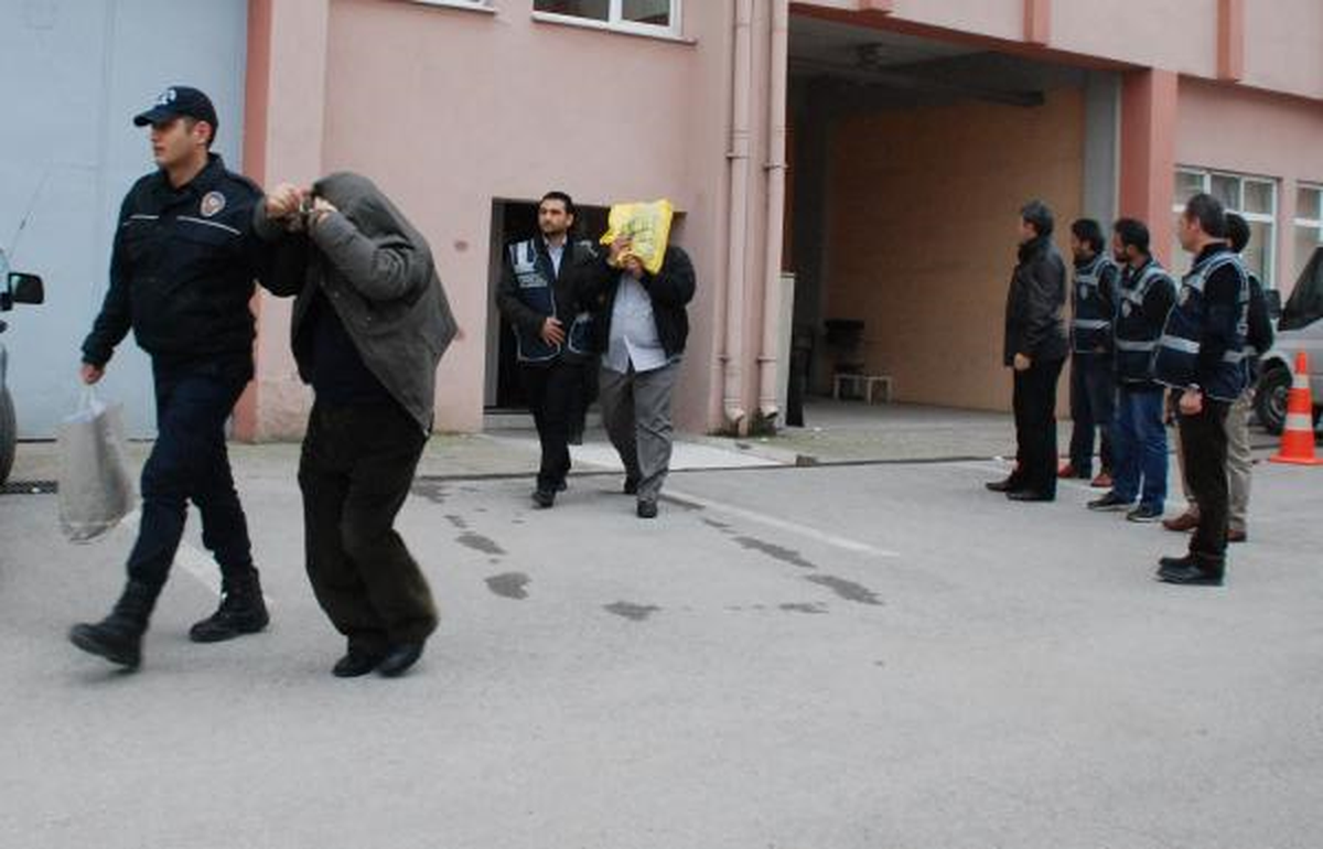 Tarihi Eser Kaçakçılığından Adliyeye Sevk Edildiler