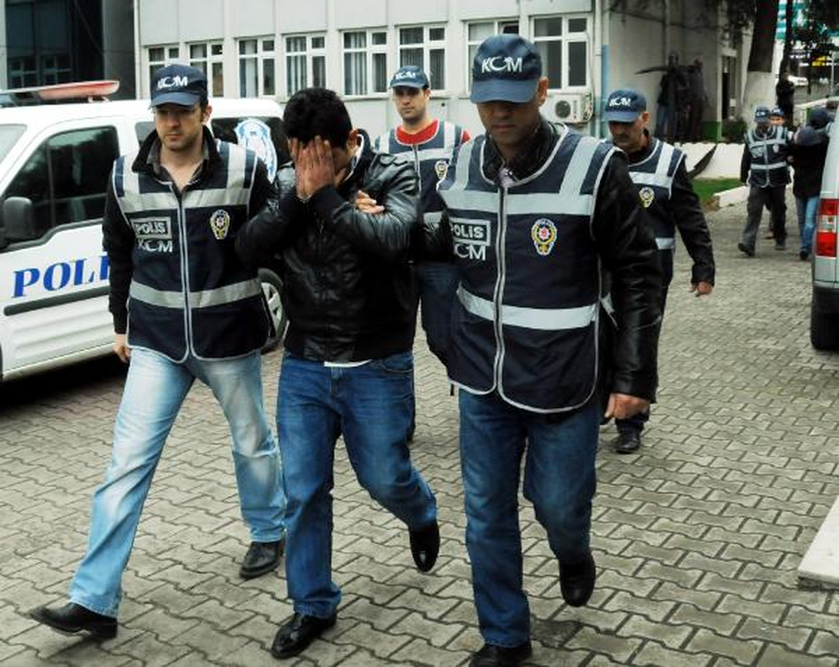 Trabzon\'da Uyuşturucuya 4 Tutuklama
