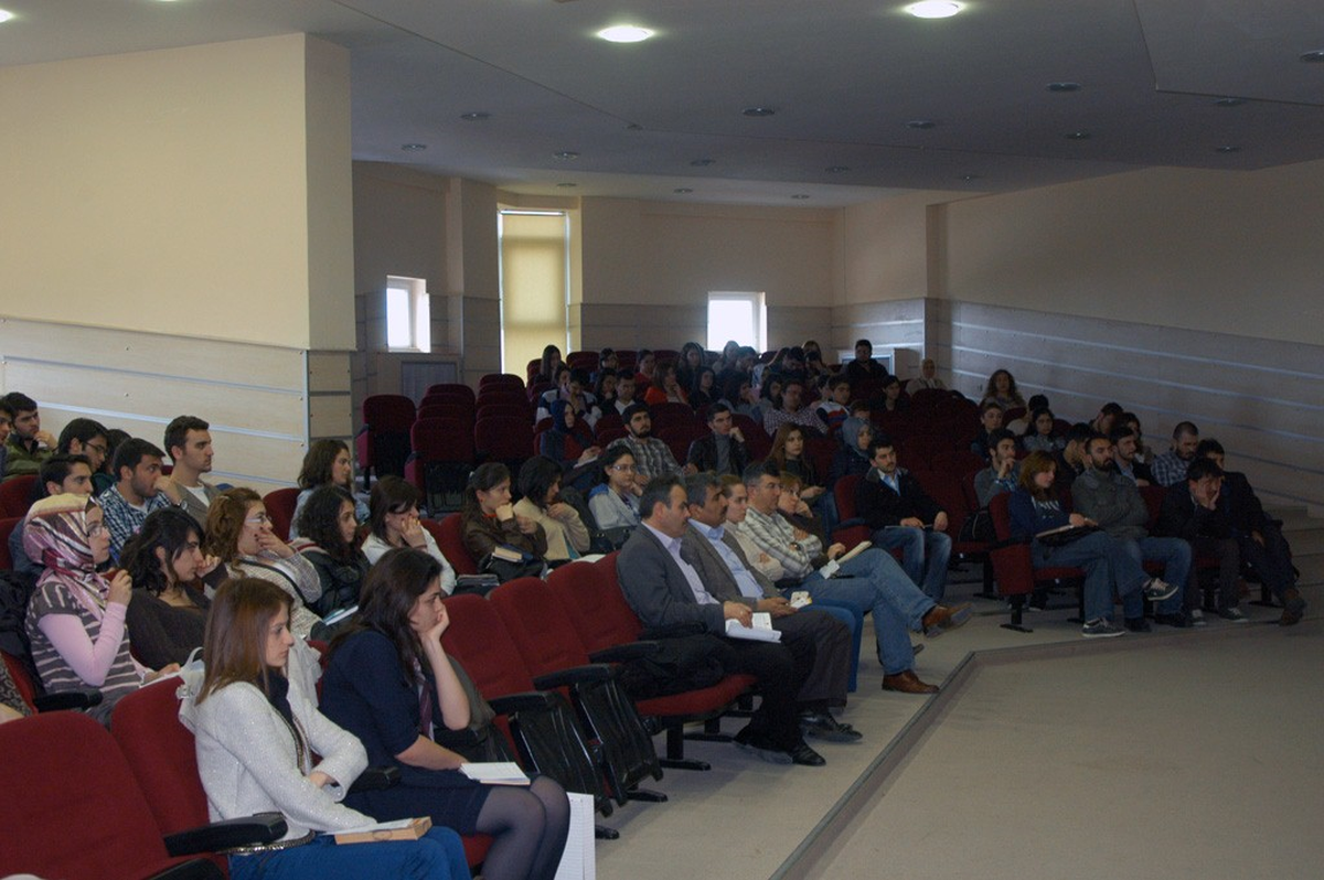 "Ütopya, Distopya ve Türk Ütopyası" Söyleşisi