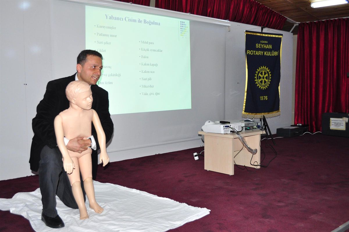 ÇÜ\'de "Hayata Bağlayan" Seminer