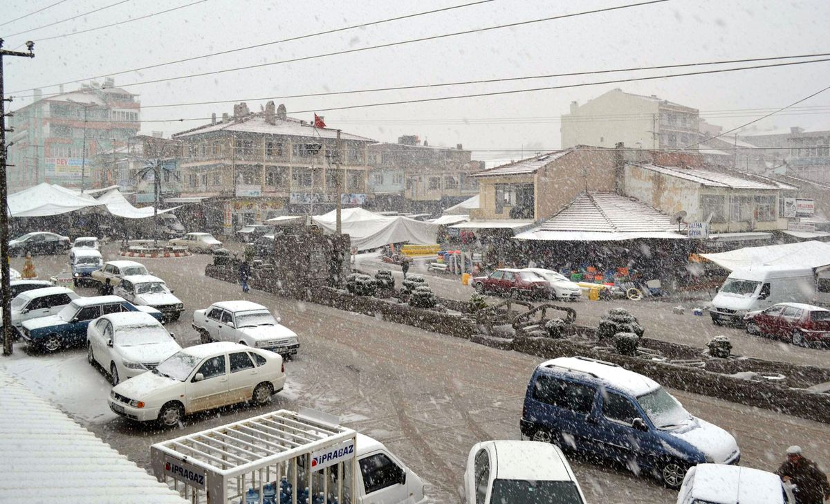 Denizli\'de Kar Sürprizi