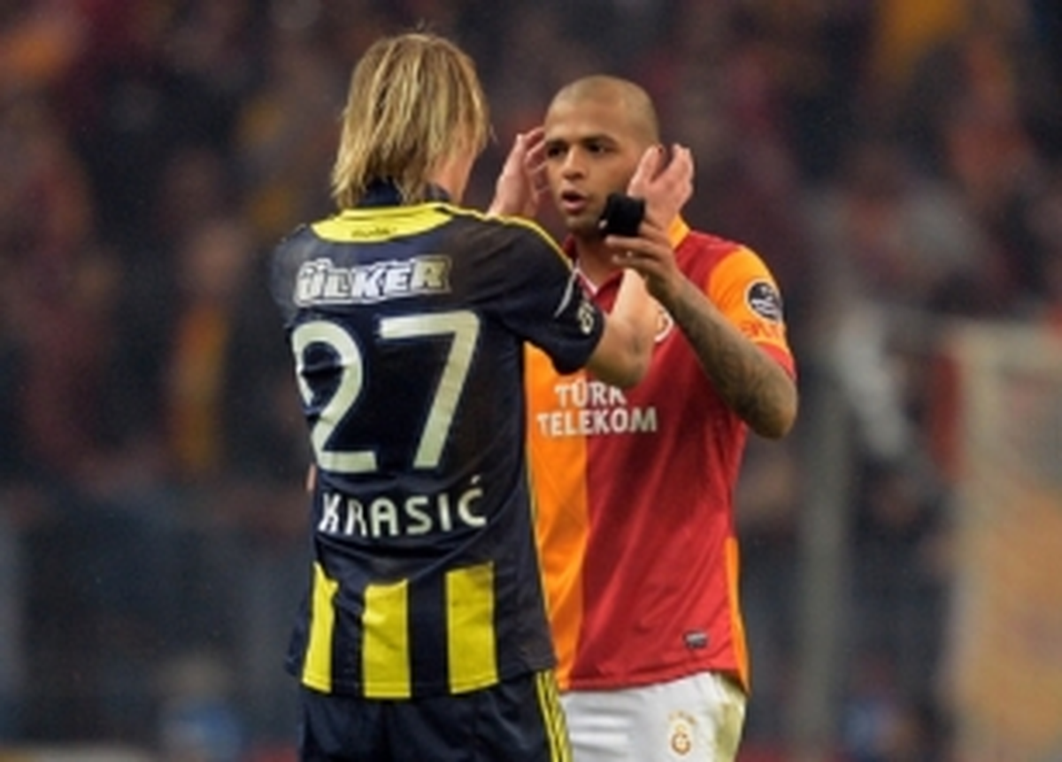 Galatasaray ve Fenerbahçe Kasalarını Doldurdu