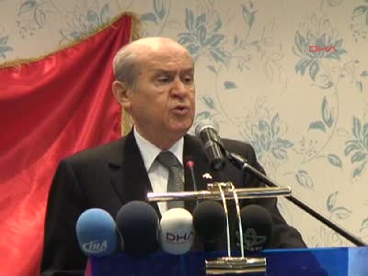 İzmir 1 Bahçeli : "Ayakta Dikilen 8 Evladımız Değil, Türk Milletidir"