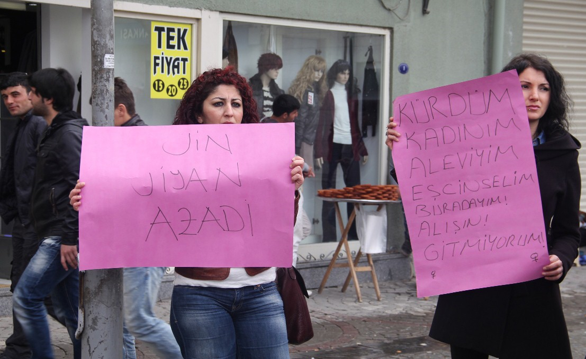 İzmirli Kadınlardan Federasyona Çağrı