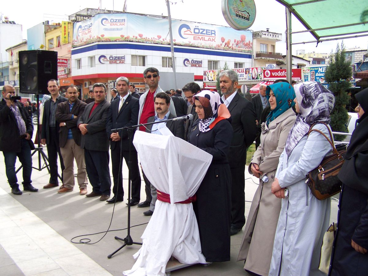 Osmaniye\'de İmam Hatip Binası İçin Kampanya Başlatıldı