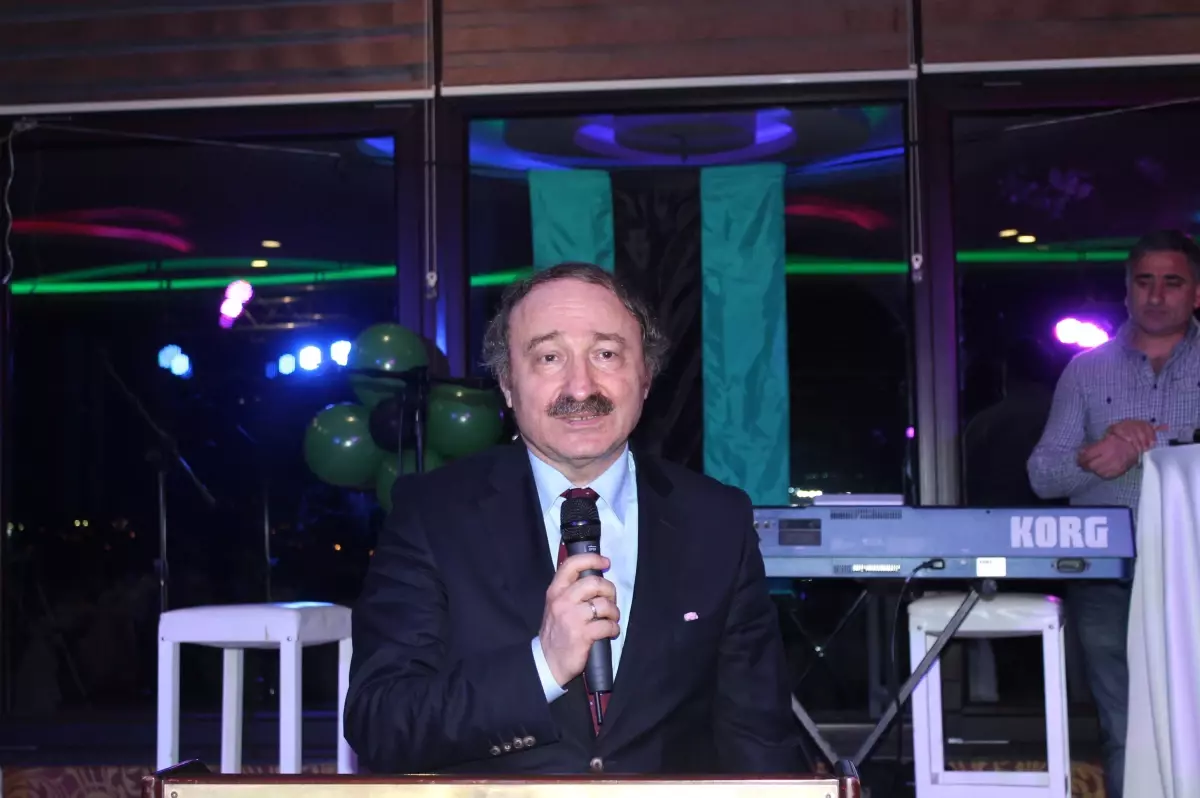 Özak: 'Trabzonspor'u İyi Günler Bekliyor'