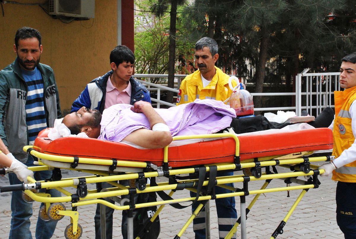 5 Yaralı Muhalif Türkiye\'ye Getirildi