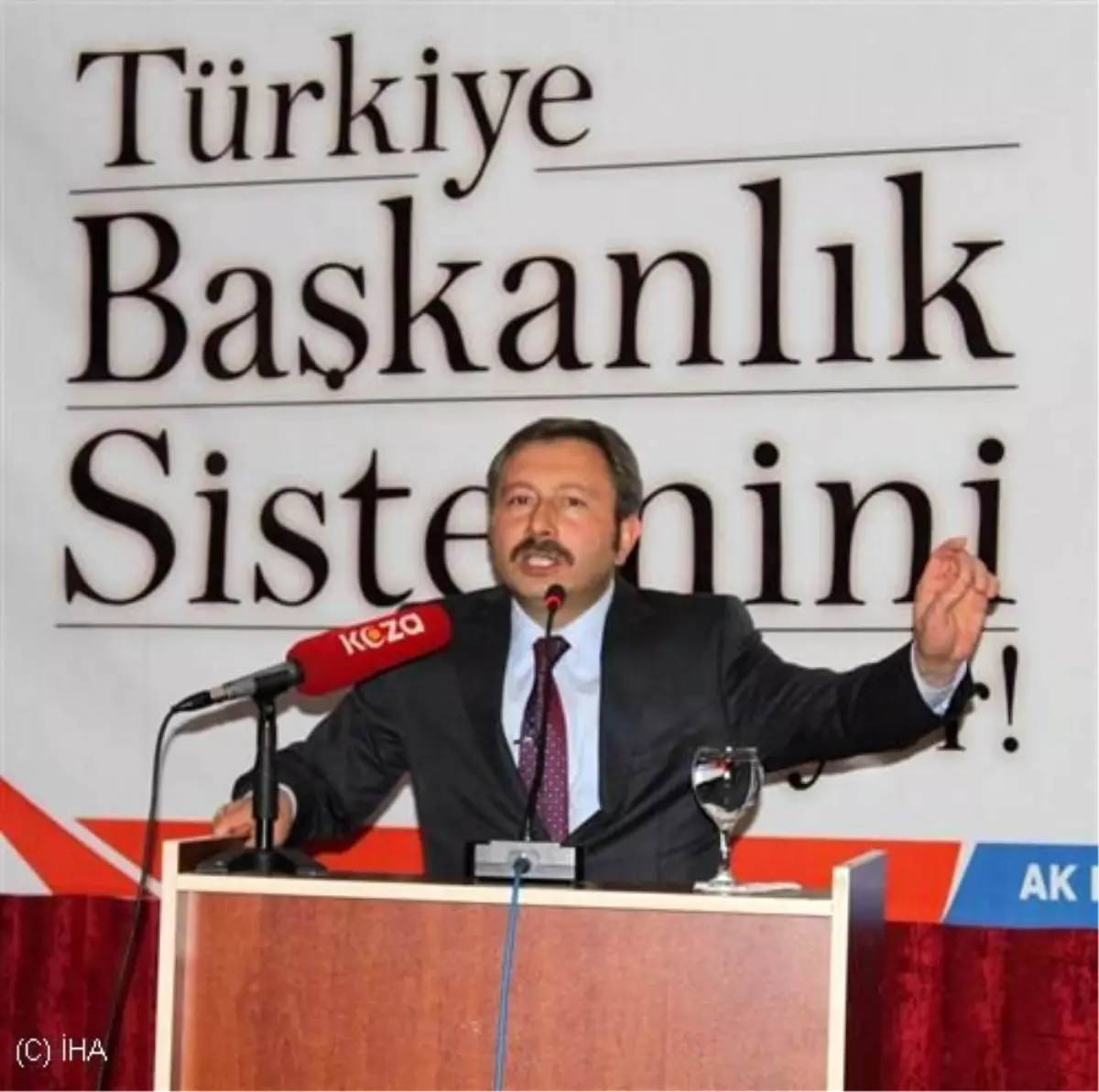 AK Parti\'li Bal: "Başkanlık Sistemi ile Ne Diktatörlük Gelir Ne de Ülkede Bölünme Olur"