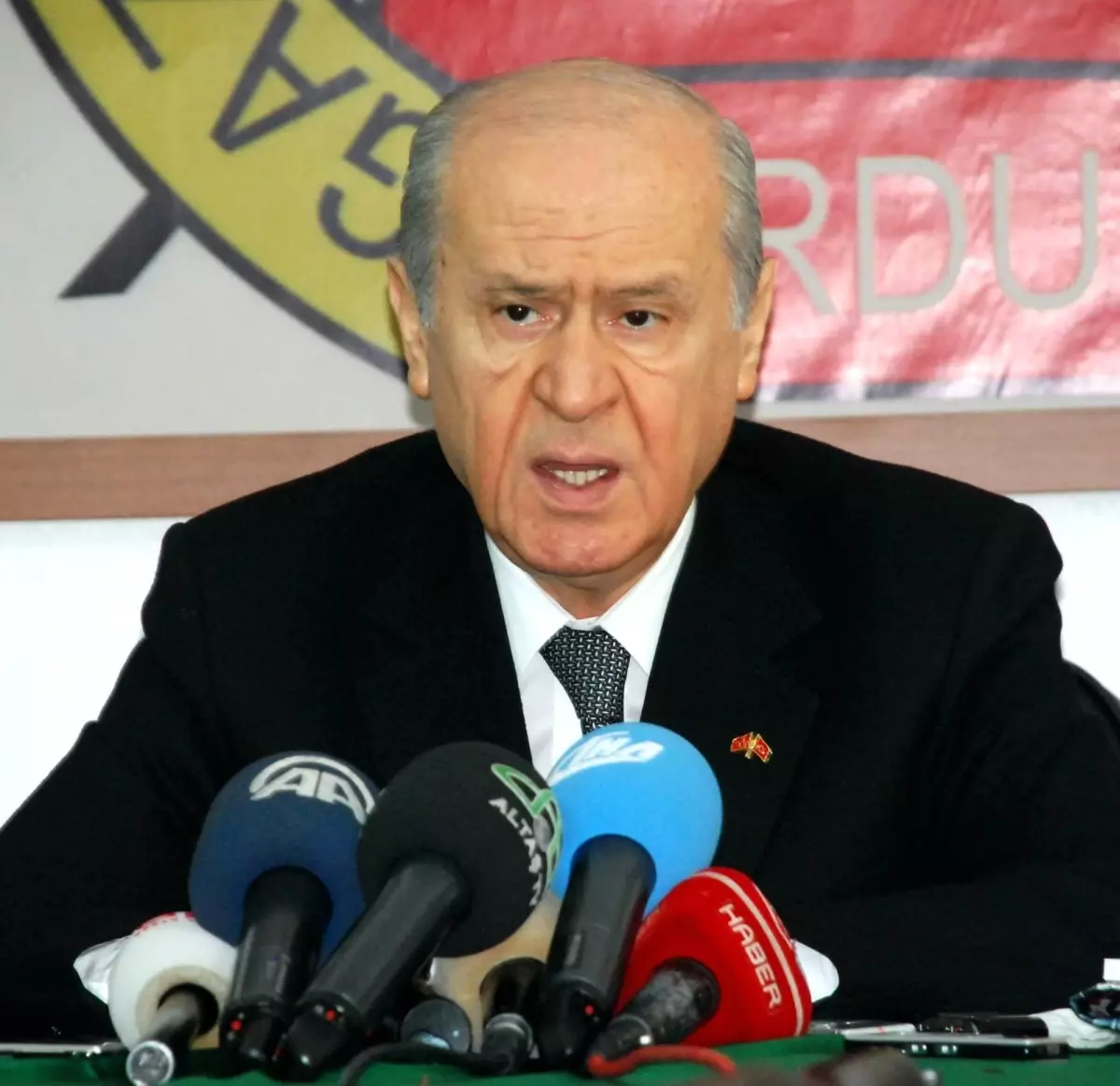 Bahçeli: İp Götürüp Assınlar