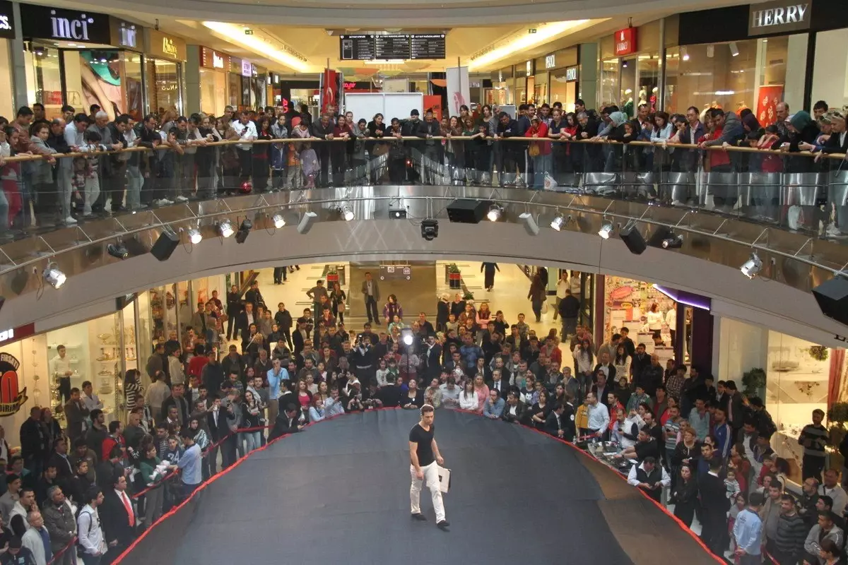 Prime Mall İskenderun İlkbahar Yaz Defilesi