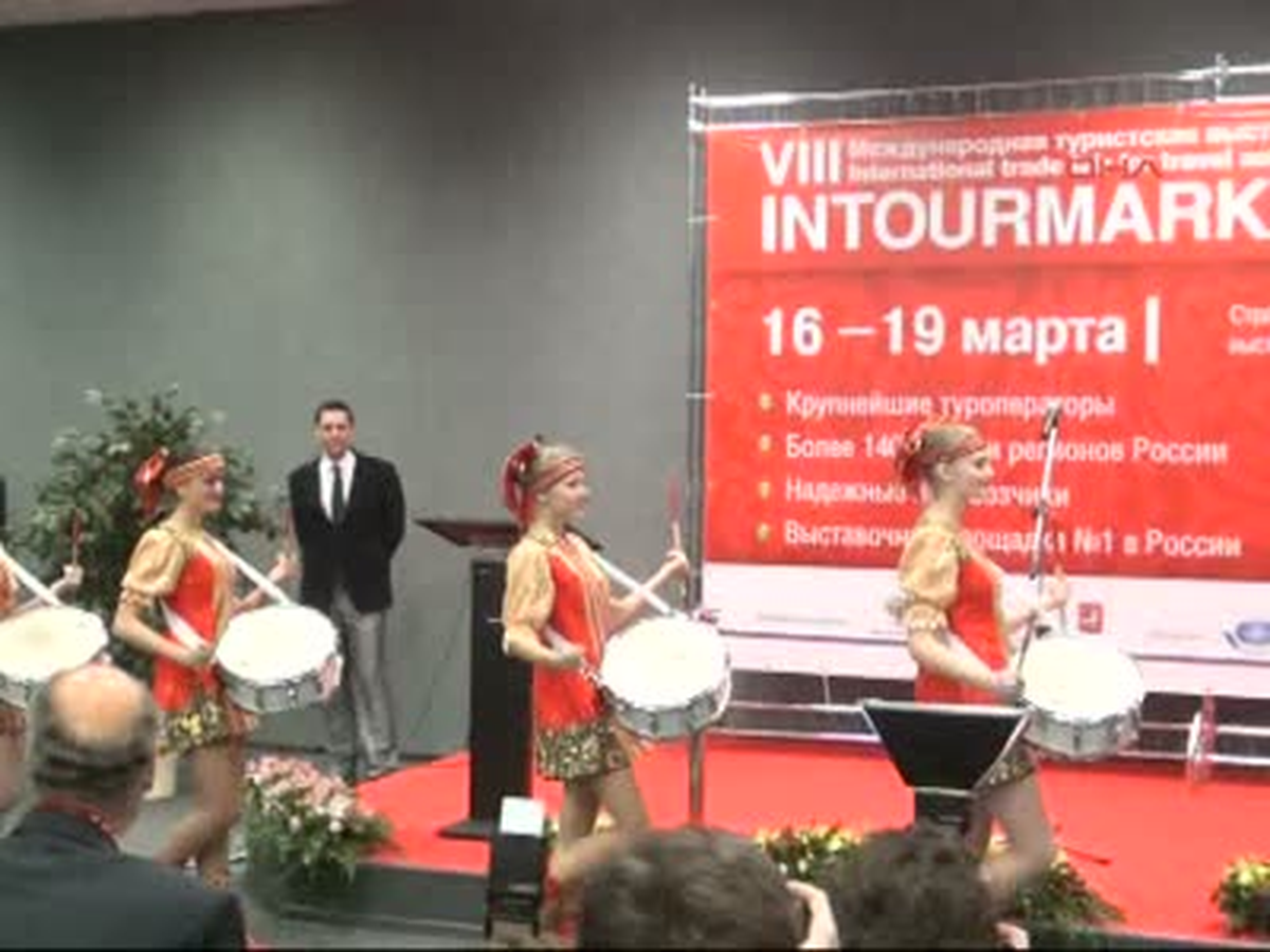 Türk Rus İlişkileri Takım Elbise Çıkardı