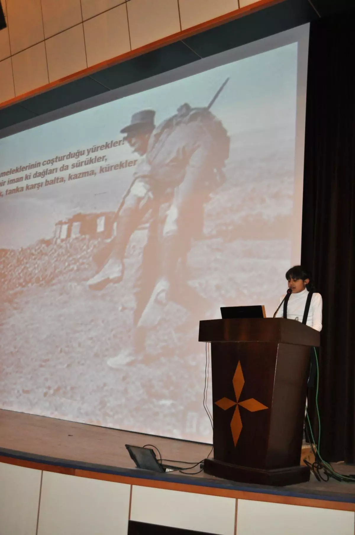 18 Mart Çanakkale Zaferi\'nin Yıldönümü ve Şehitleri Anma Günü