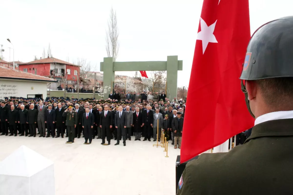 Aksaray\'da Şehit Ailelerine Devlet Övünç Madalyası