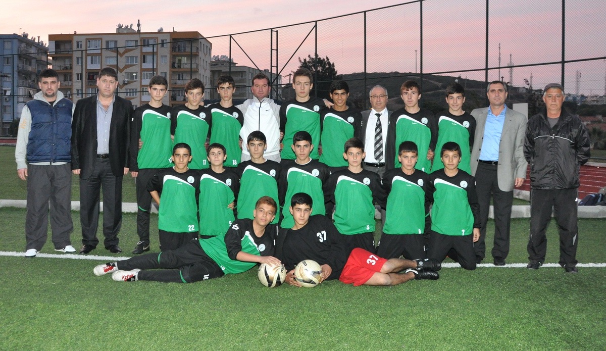 Aliağaspor U15\'de Hedef Türkiye Şampiyonluğu