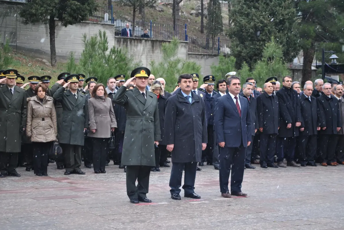 Amasya\'da Şehitler Dualarla Anıldı