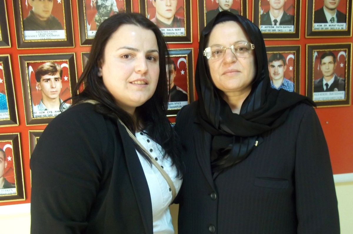 Anneler Meclisi, Şehit Aileleri Derneğini Ziyaret Etti