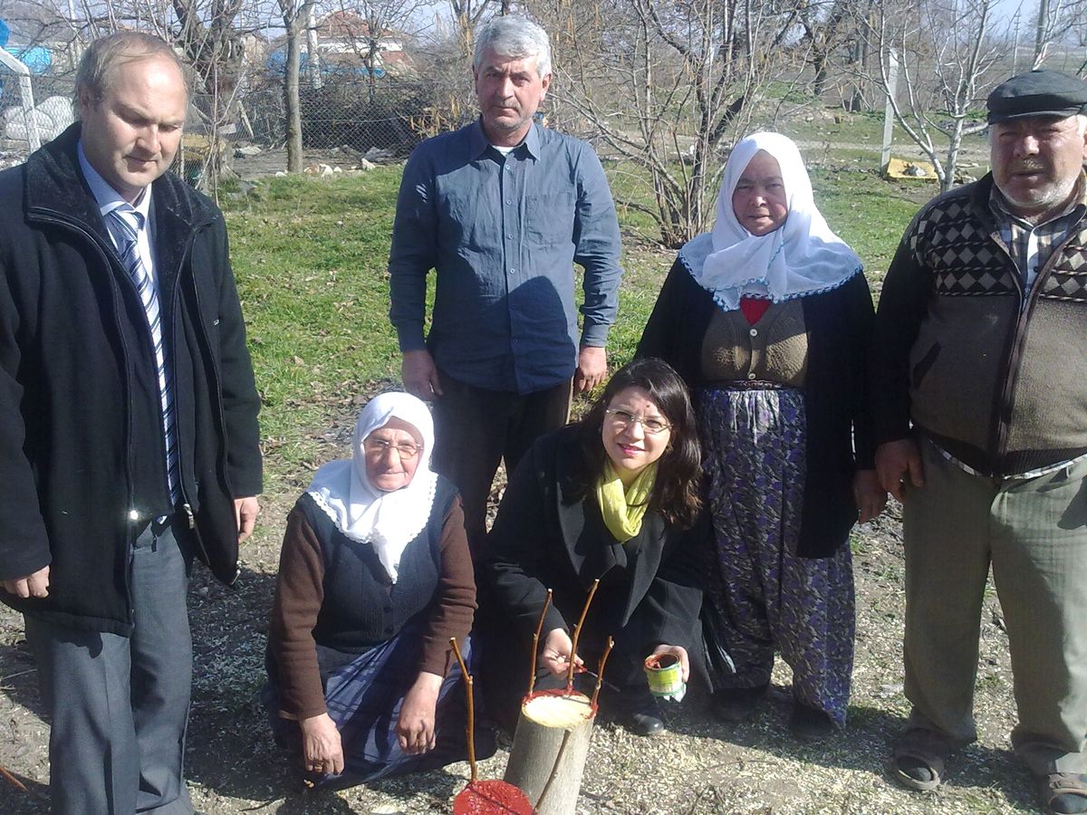 Bayanlara Aşılama ve Budama Eğitimi