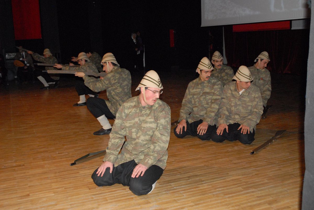 Burdur\'da 18 Çanakkale Zaferi ve Şehitleri Anma Günü Töreni