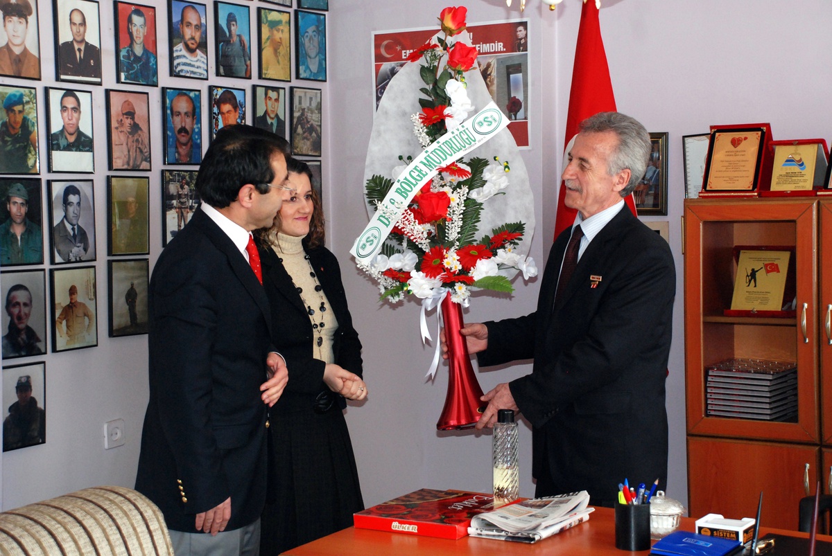 DSİ Çalışanları Gazi ve Şehit Ailelerini Unutmadı