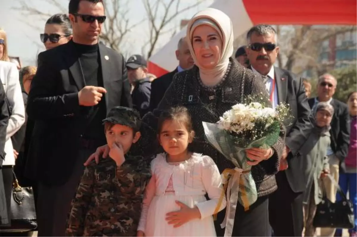 Emine Erdoğan, Çanakkale\'de Anaokulu Açtı