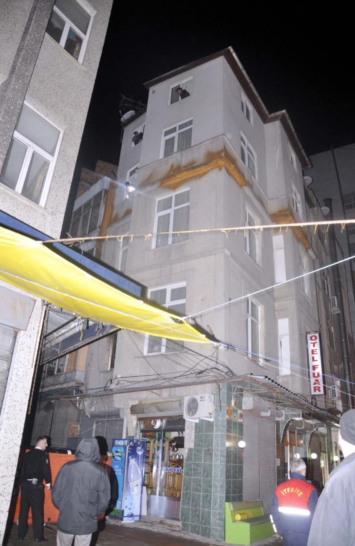 Eşi Evden Kovunca İntihar Girişiminde Bulundu