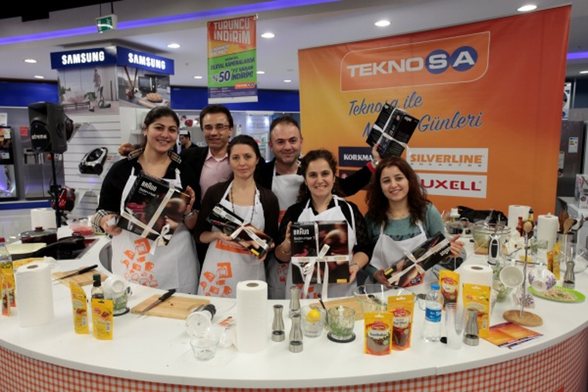İstanbullu Kadınlar Teknosa Mutfağı\'nda Buluştu