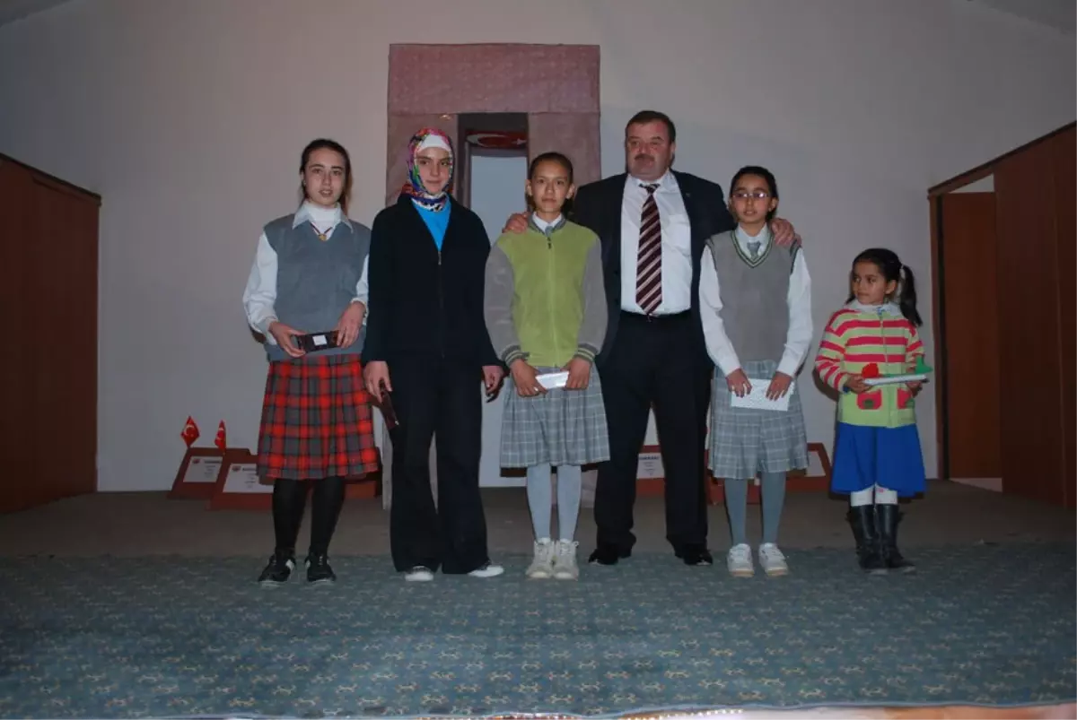 Pazarlar\'da Şehitleri Anma Günü Çeşitli Etkinliklerle Kutlandı